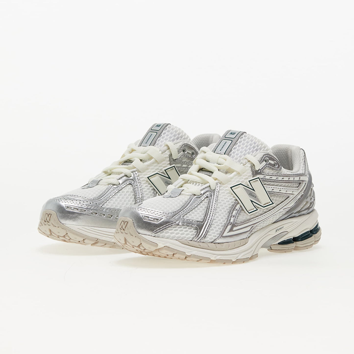 New Balance 1906R Silver Metallic Sea Salt