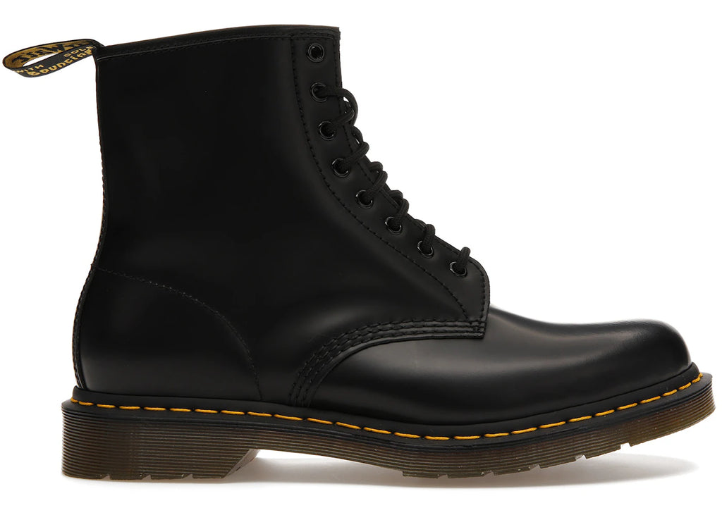 Bottes à lacets en cuir lisse Dr. Martens 1460 noires