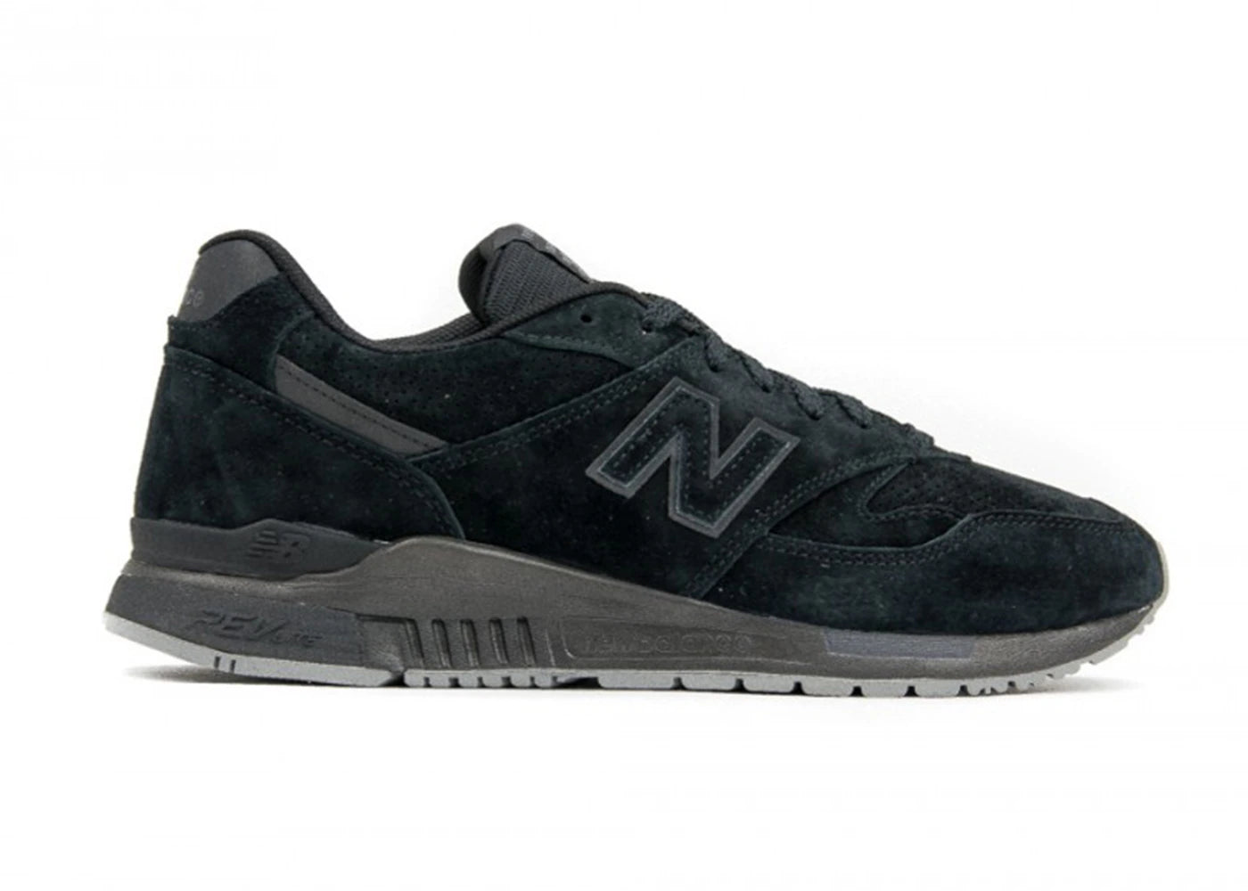 New Balance 840 Noir