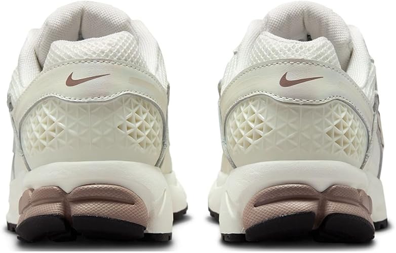 Nike Zoom Vomero 5 Sail Mink Marron Noir