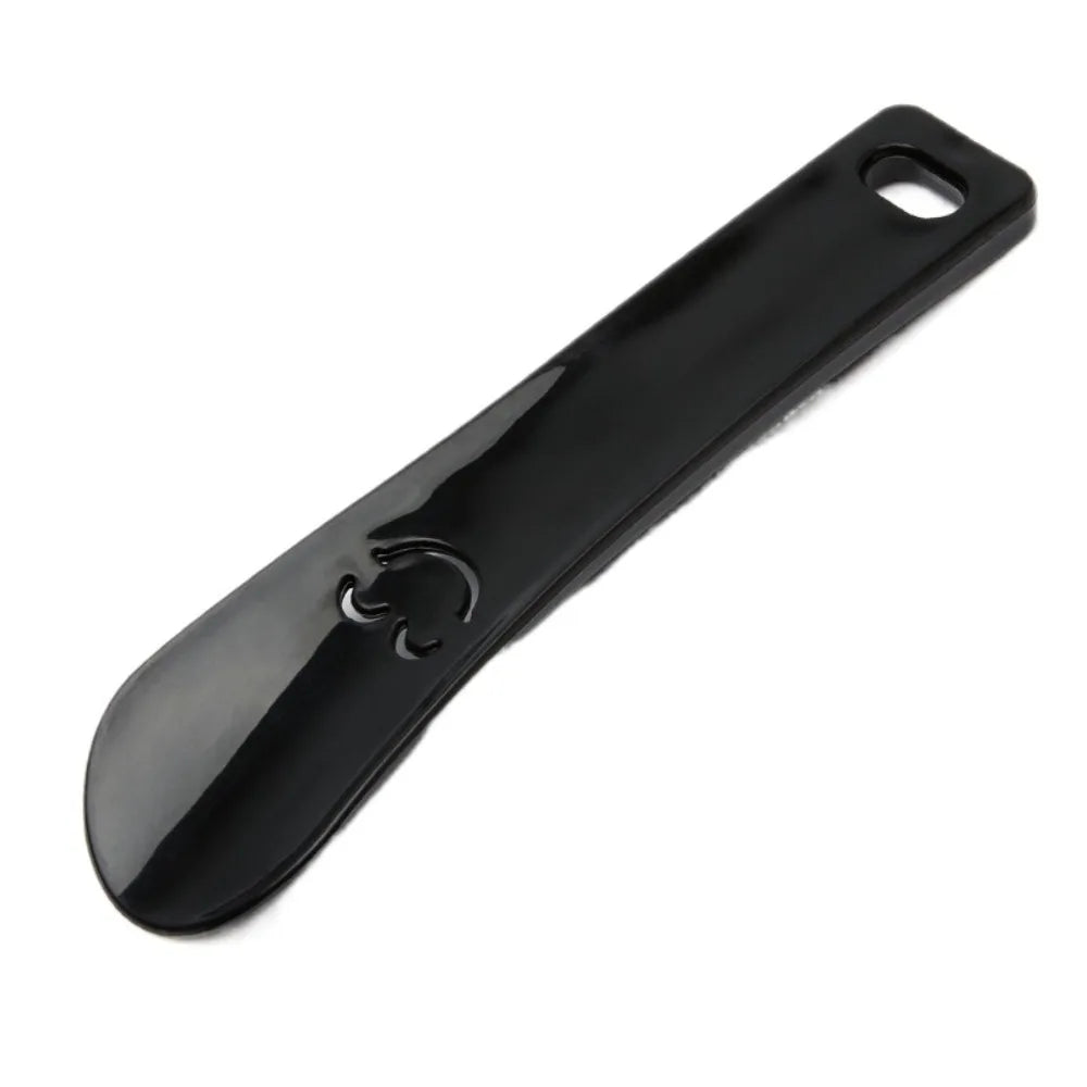 Chausse-pied compact en plastique de Mr. Sneakerseller – Design souriant et pratique (15 cm)