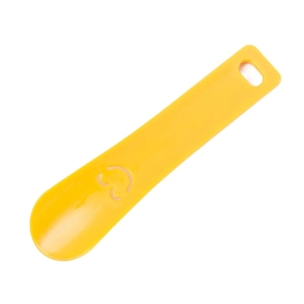 Chausse-pied compact en plastique de Mr. Sneakerseller – Design souriant et pratique (15 cm)