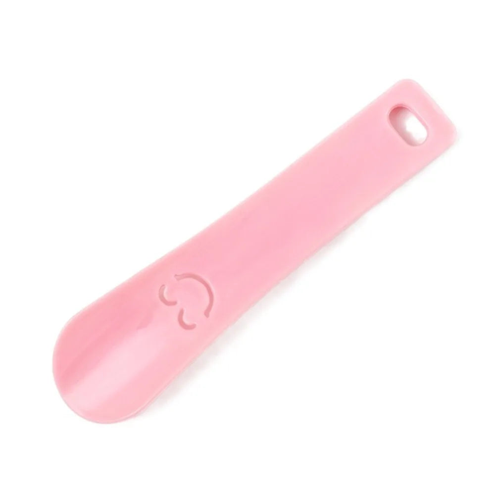 Chausse-pied compact en plastique de Mr. Sneakerseller – Design souriant et pratique (15 cm)