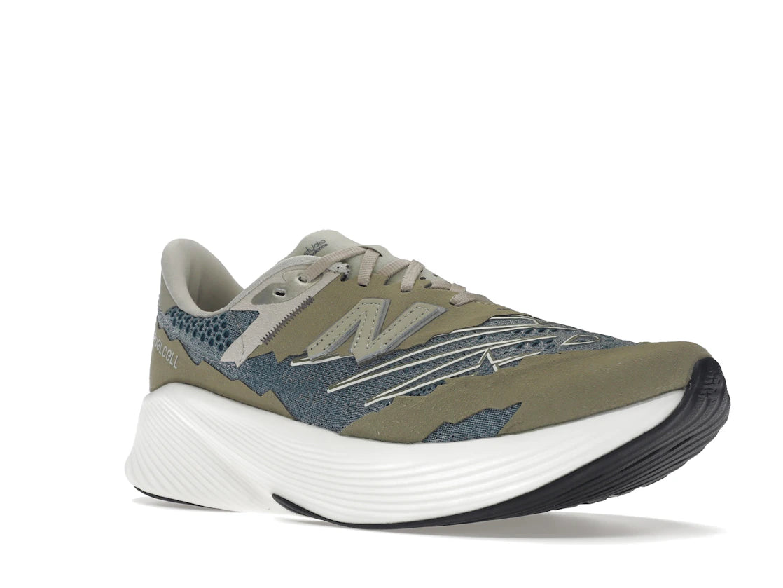 New Balance FuelCell RC Elite v2 Tokyo Design Studio Gris Vétiver