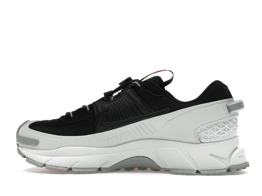 Nike Zoom Vomero 5 Roam Schwarz Hellsilber