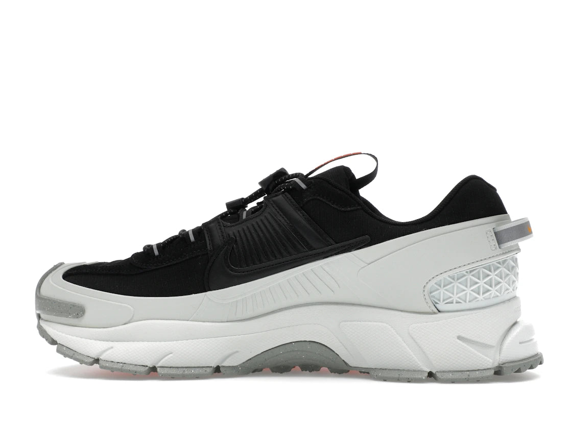 Nike Zoom Vomero 5 Roam Schwarz Hellsilber