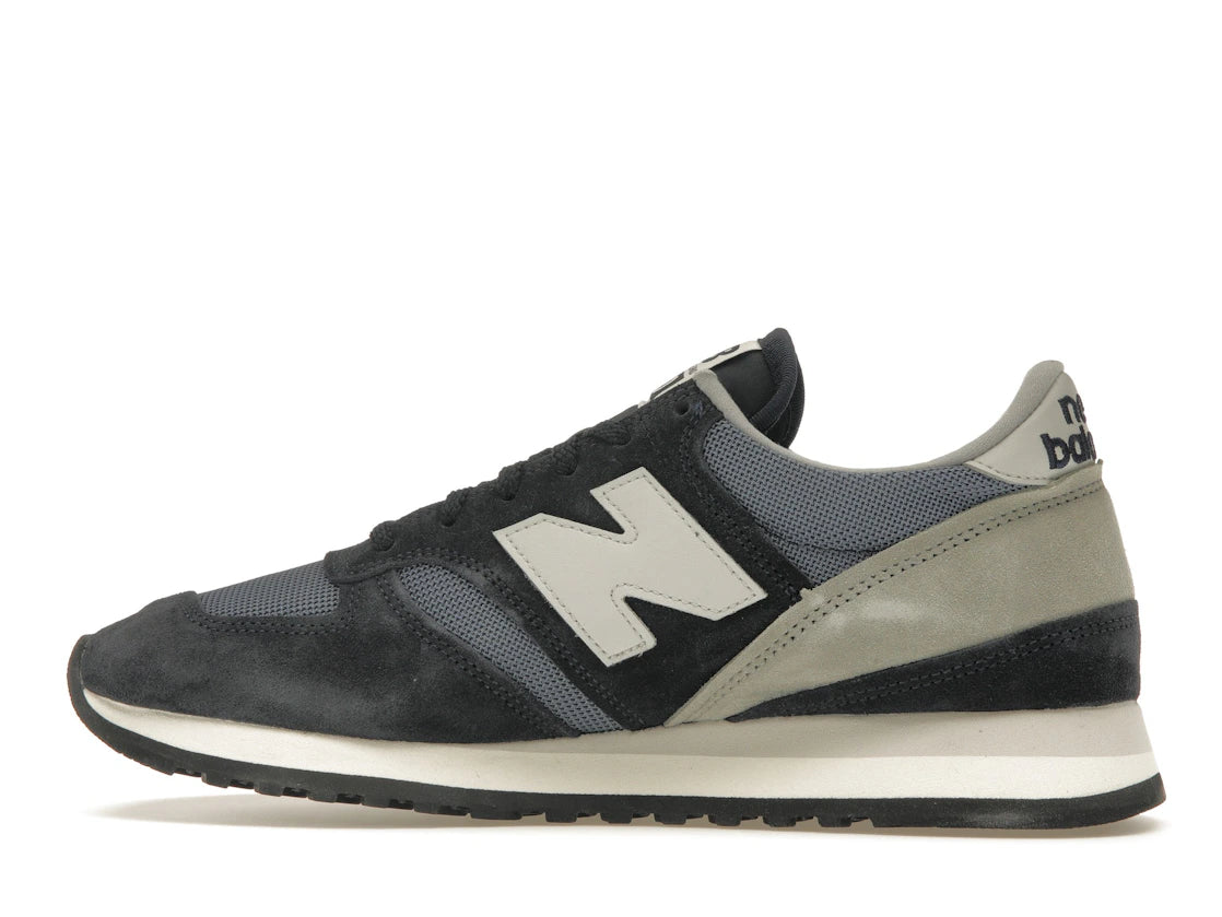 New Balance 730 MiUK Marineblau Weiß Grau