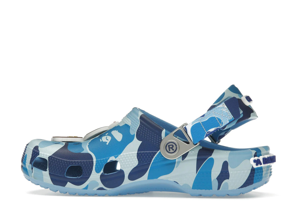 Crocs Classic Clog A Bathing Ape ABC Camo Blau