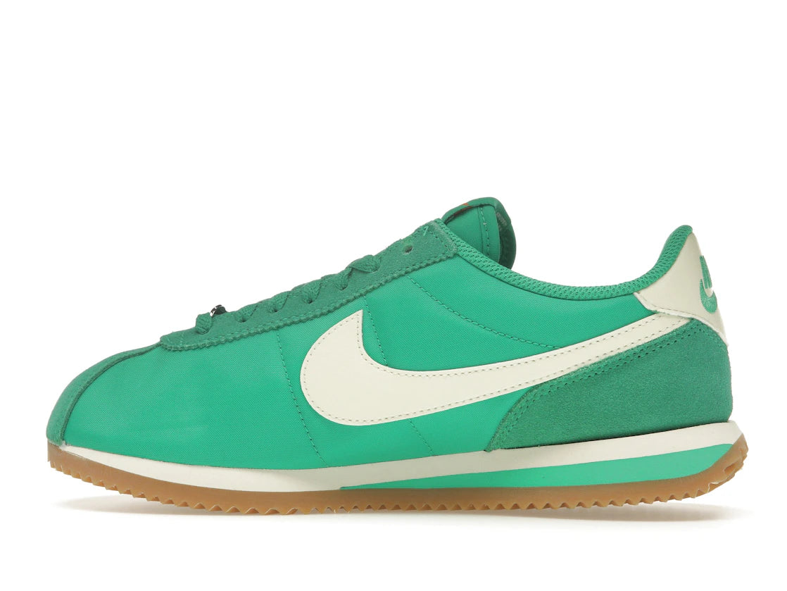 Nike Cortez TXT Stadium Grün