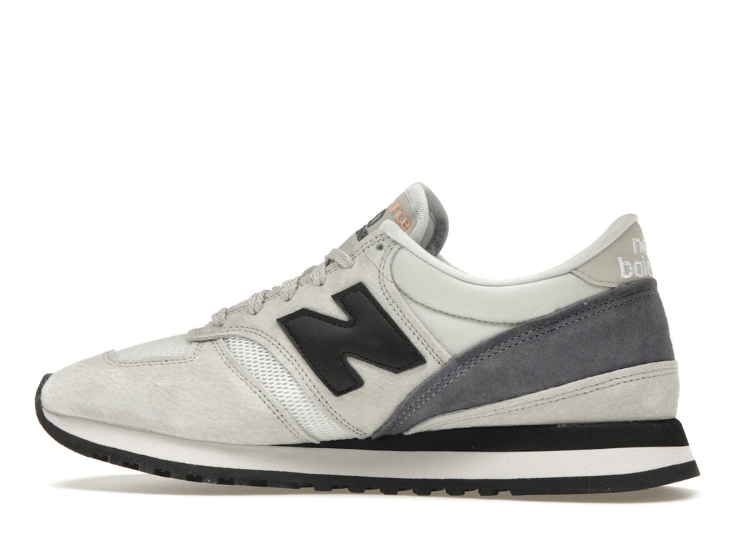 New Balance 730 Off White Schwarz Blau
